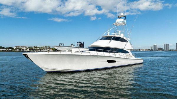 Viking 92 Enclosed Bridge
