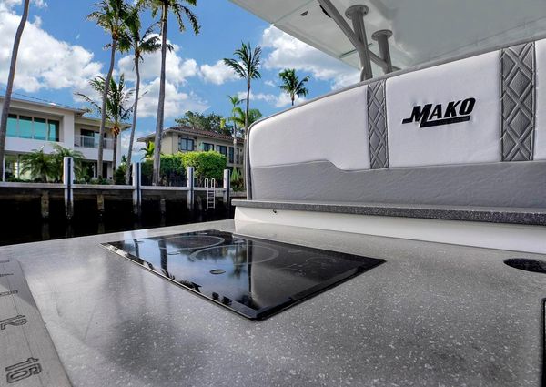 Mako 414 CC Bluewater Family Edition image