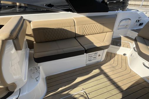 Sea Ray 280 SLX image