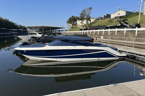 Sea Ray 280 SLX image