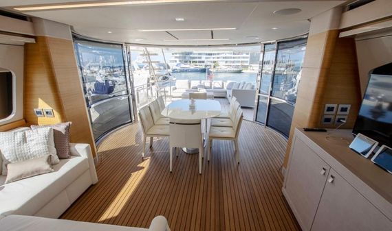 Custom Line Navetta 28 image