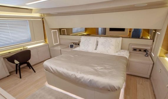 Custom Line Navetta 28 image