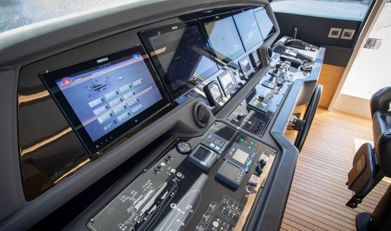 Custom Line Navetta 28 image