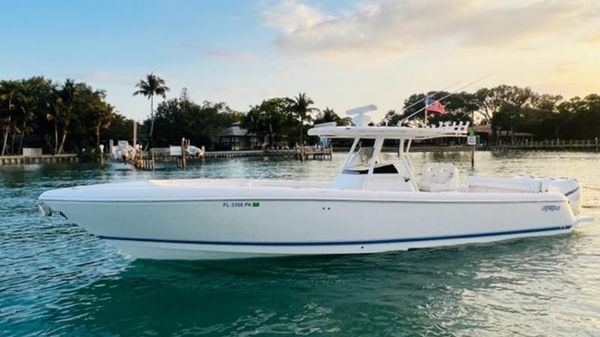Intrepid 375 Center Console