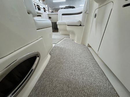 Sea Ray 38 Sundancer image