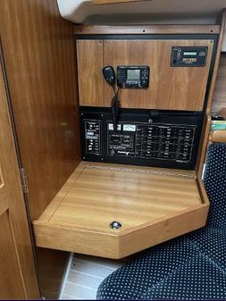 Catalina 350 image
