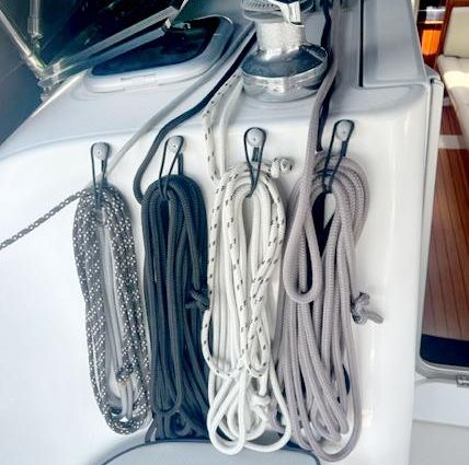 Beneteau 373 image