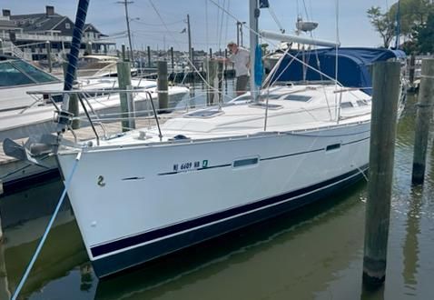 Beneteau 373 