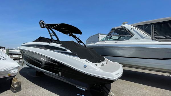 Crownline 255 SS