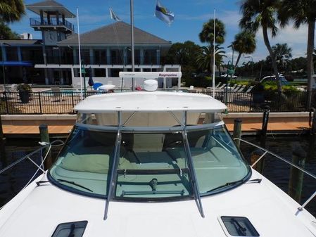 Sea Ray 370 Express Cruiser image