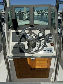 Bertram 22 Center Console image