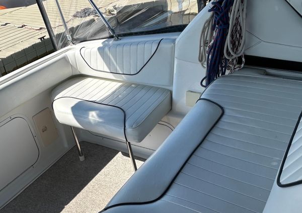 Bayliner 3255-AVANTI image