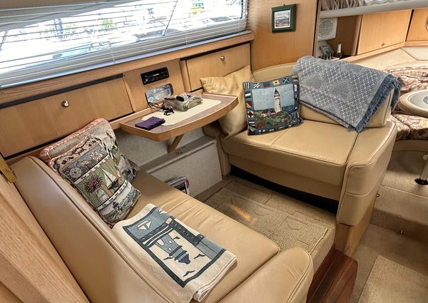 Bayliner 3255-AVANTI image