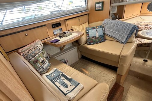 Bayliner 3255-AVANTI image