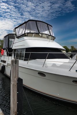 Carver 355 Main Ship Aft Cabin - main image