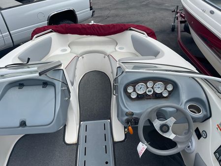 Glastron GT 185 image