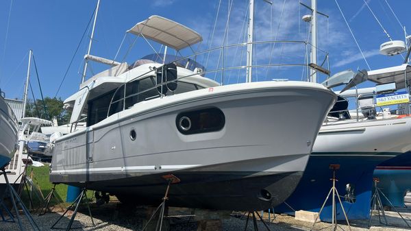 Beneteau Swift Trawler 30 