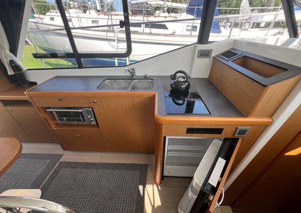 Beneteau Swift Trawler 30 image