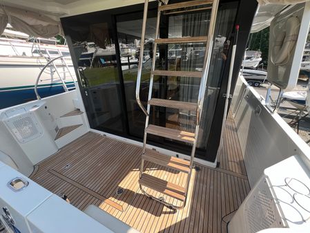 Beneteau Swift Trawler 30 image