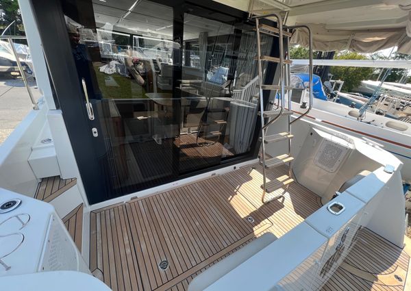 Beneteau Swift Trawler 30 image