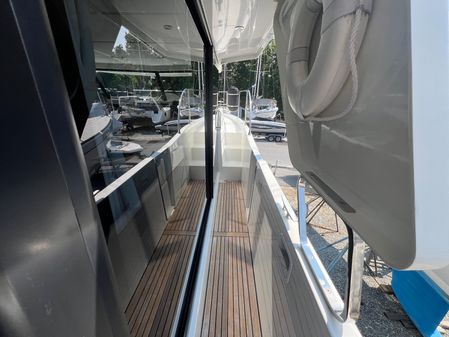 Beneteau Swift Trawler 30 image