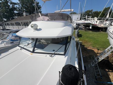 Beneteau Swift Trawler 30 image