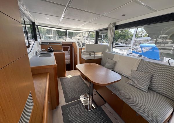 Beneteau Swift Trawler 30 image