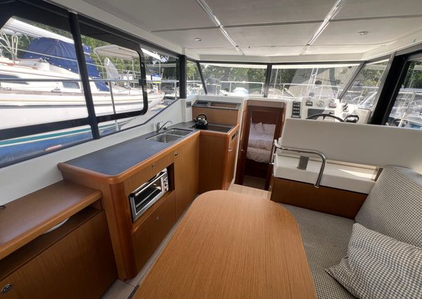 Beneteau Swift Trawler 30 image