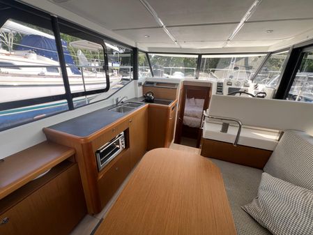 Beneteau Swift Trawler 30 image