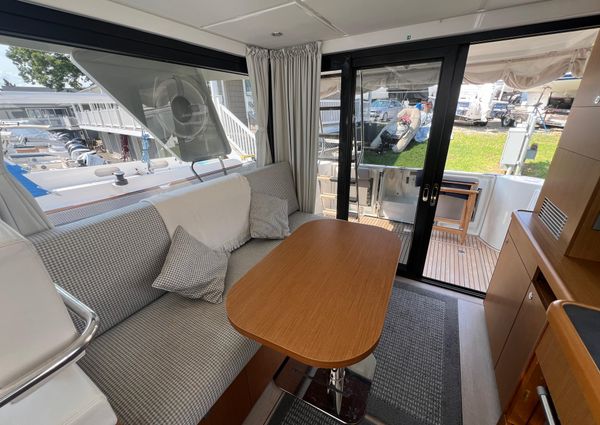 Beneteau Swift Trawler 30 image