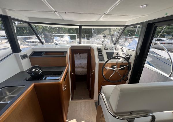 Beneteau Swift Trawler 30 image