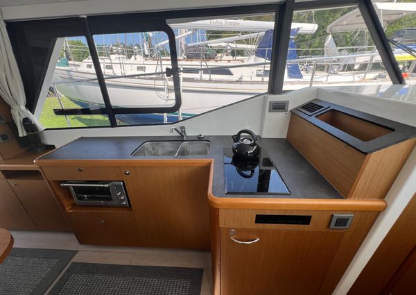 Beneteau Swift Trawler 30 image