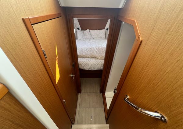 Beneteau Swift Trawler 30 image