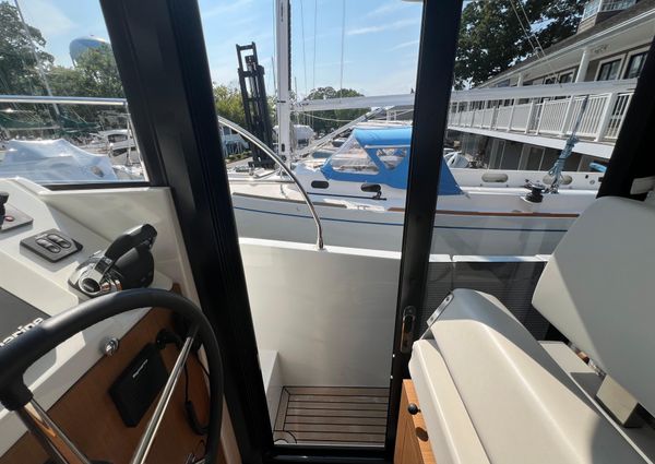 Beneteau Swift Trawler 30 image