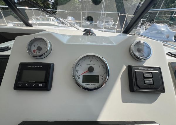 Beneteau Swift Trawler 30 image