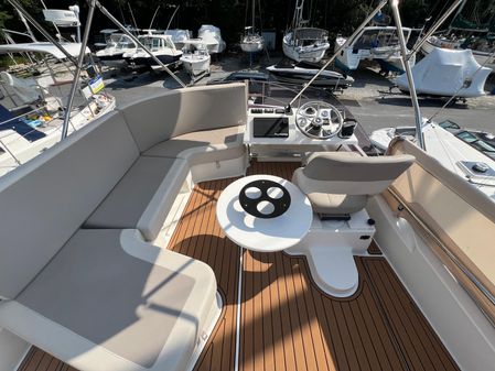 Beneteau Swift Trawler 30 image