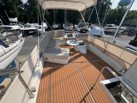 Beneteau Swift Trawler 30 image