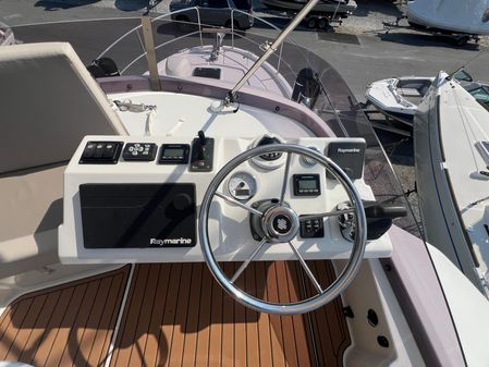 Beneteau Swift Trawler 30 image