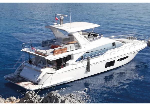 Azimut 66 image