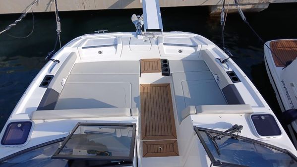 Aquila 32 Sport image