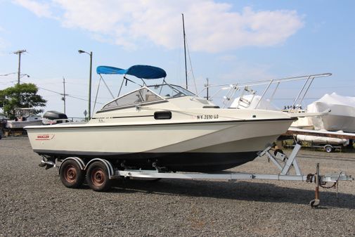 Boston-whaler 22-REVENGE image