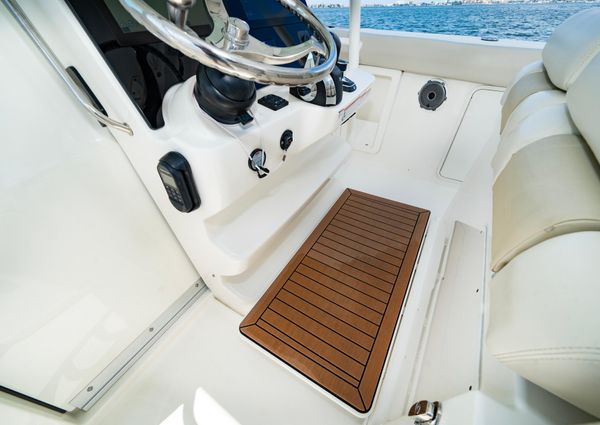 Boston Whaler 380 Outrage image