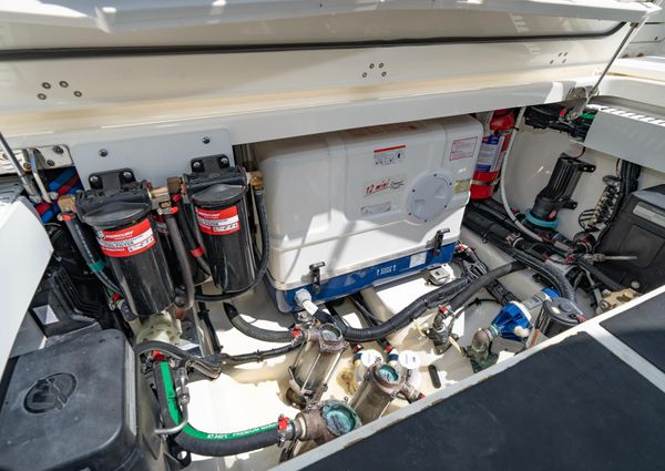 Boston Whaler 380 Outrage image