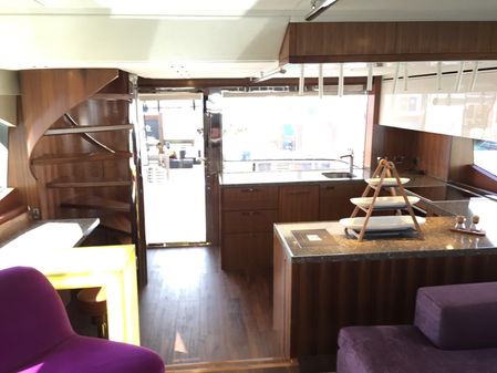 Riviera 77 ENCLOSED FLYBRIDGE image