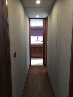 Riviera 77 ENCLOSED FLYBRIDGE image