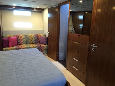 Riviera 77 ENCLOSED FLYBRIDGE image