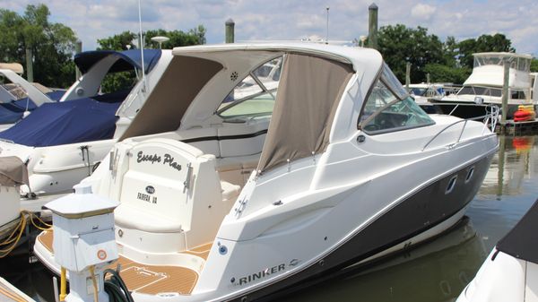Rinker 31