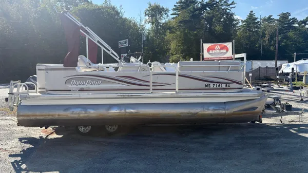 2003 Godfrey Aqua Patio 200RE