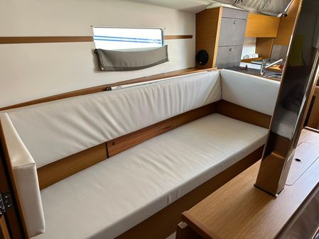 Jeanneau Sun Odyssey 349 image