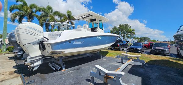 Boston Whaler 320 Outrage image